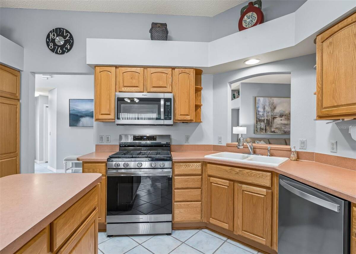 2595 Caribe Drive, The Villages, FL 32162