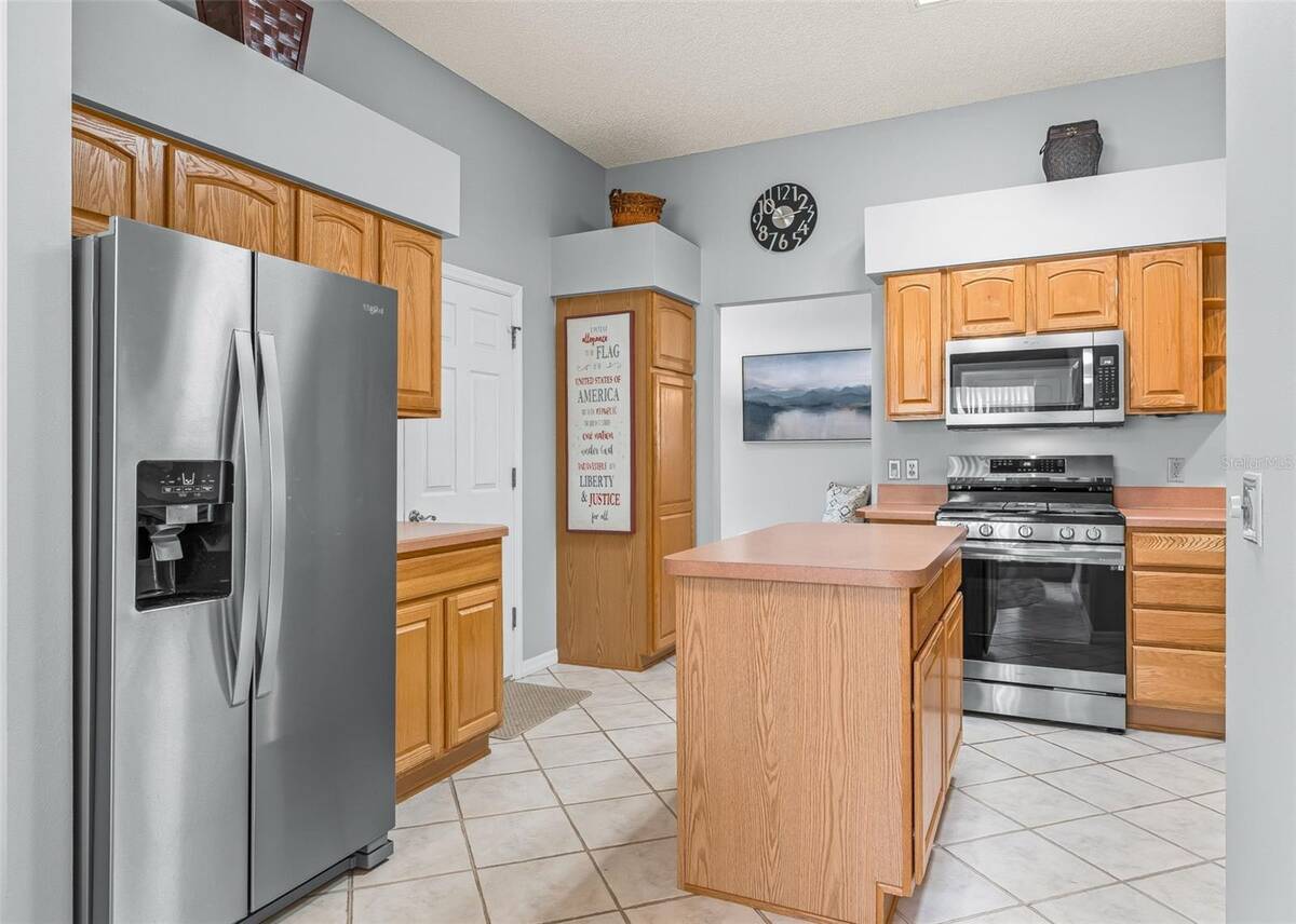 2595 Caribe Drive, The Villages, FL 32162