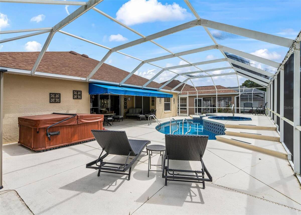 2595 Caribe Drive, The Villages, FL 32162