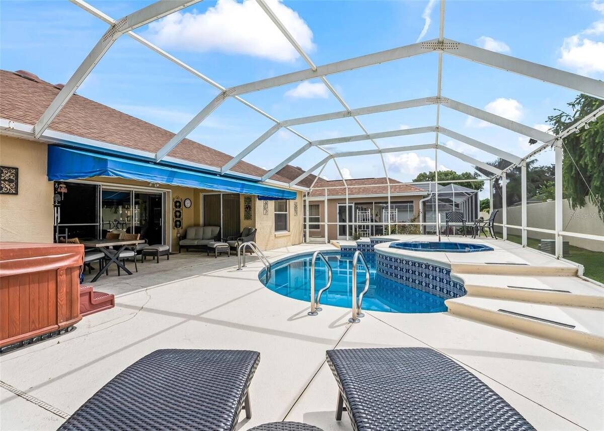 2595 Caribe Drive, The Villages, FL 32162