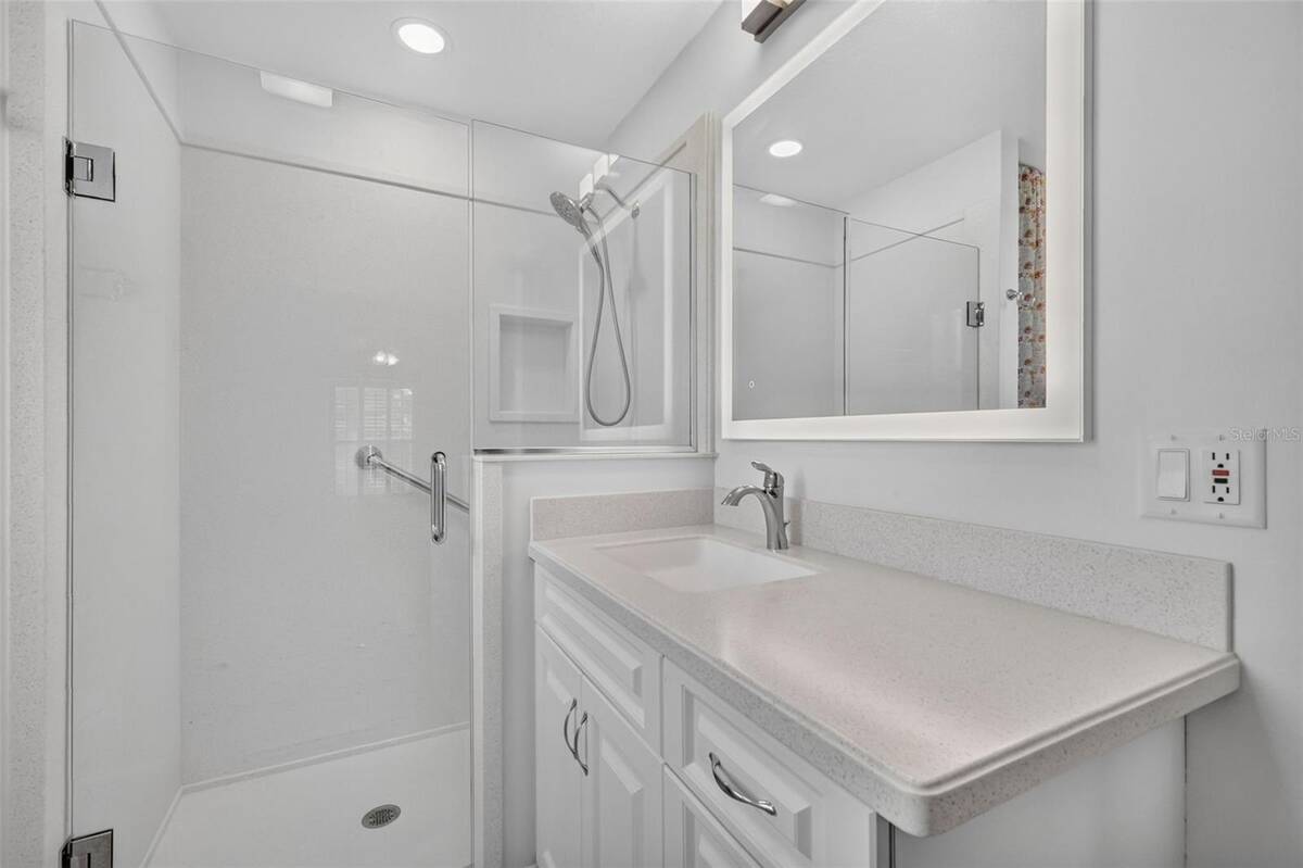 1911 Del Norte Drive, The Villages, FL 32159