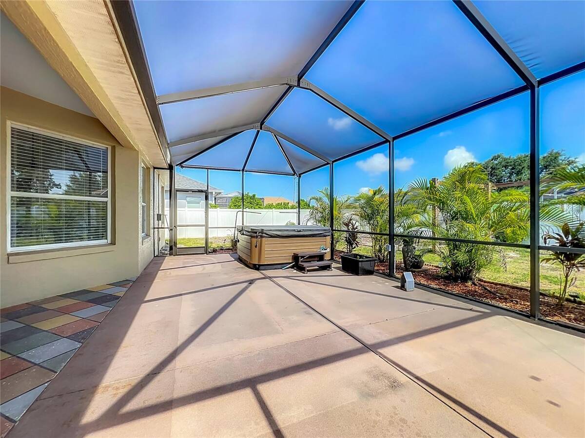 301 Terranova Boulevard, Winter Haven, FL 33884