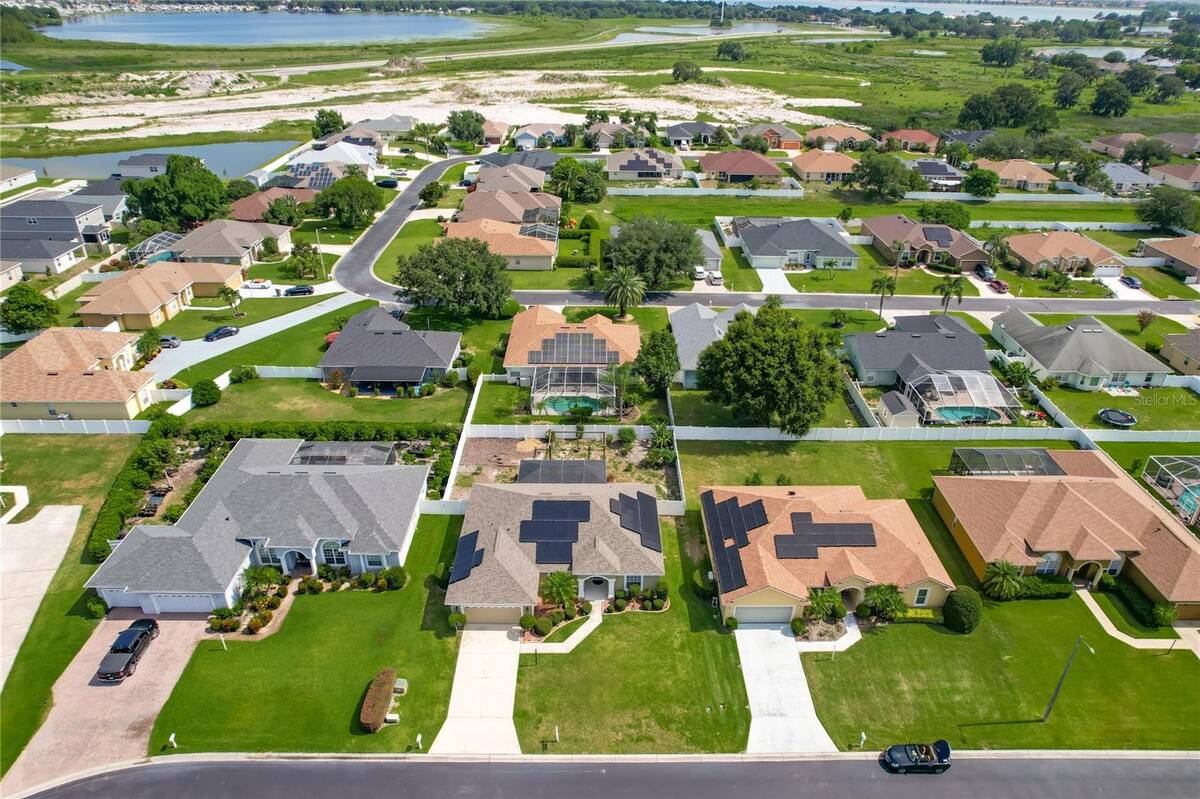 301 Terranova Boulevard, Winter Haven, FL 33884