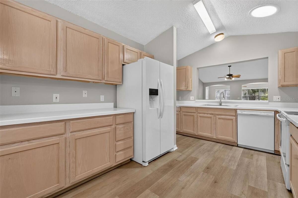 2129 Margarita Drive, The Villages, FL 32159