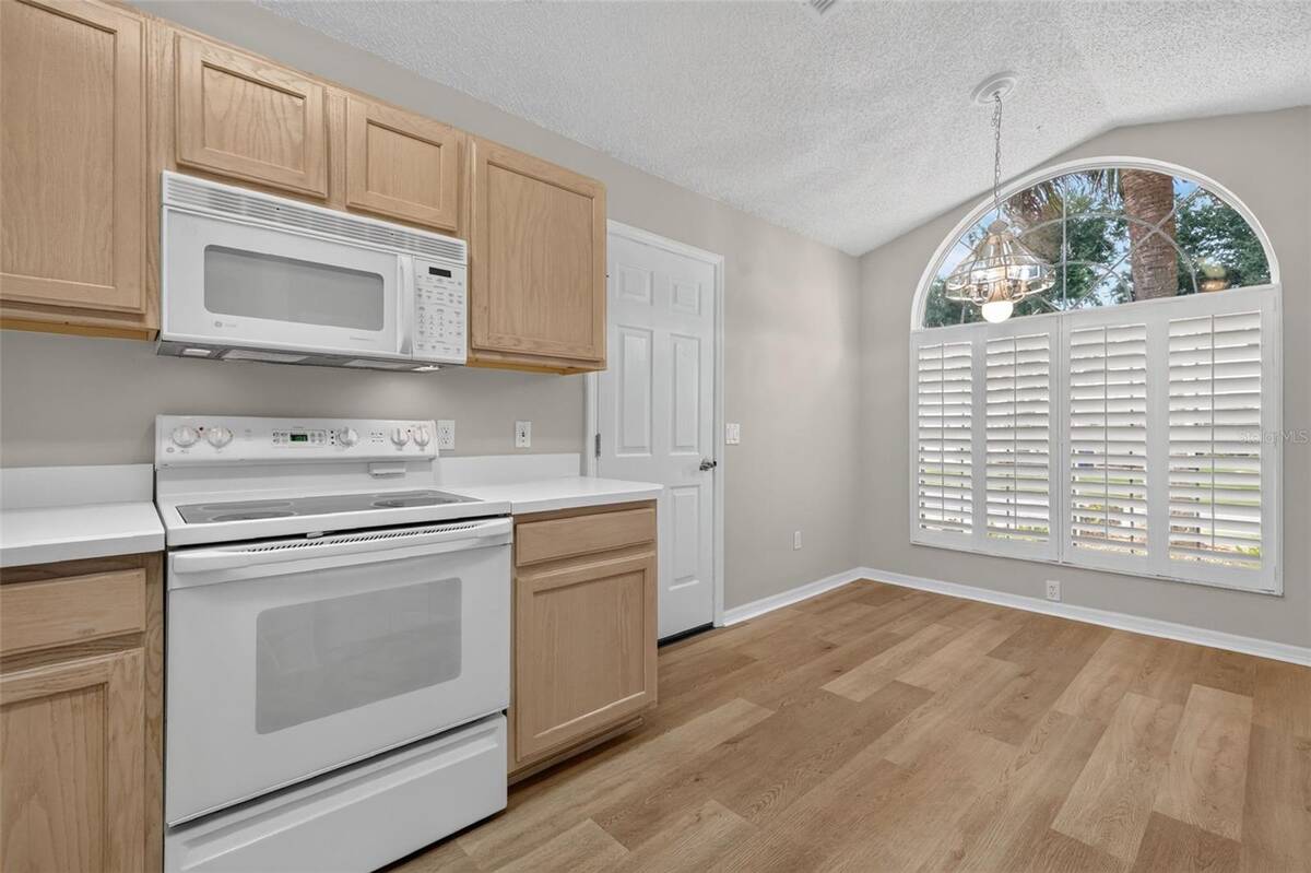 2129 Margarita Drive, The Villages, FL 32159