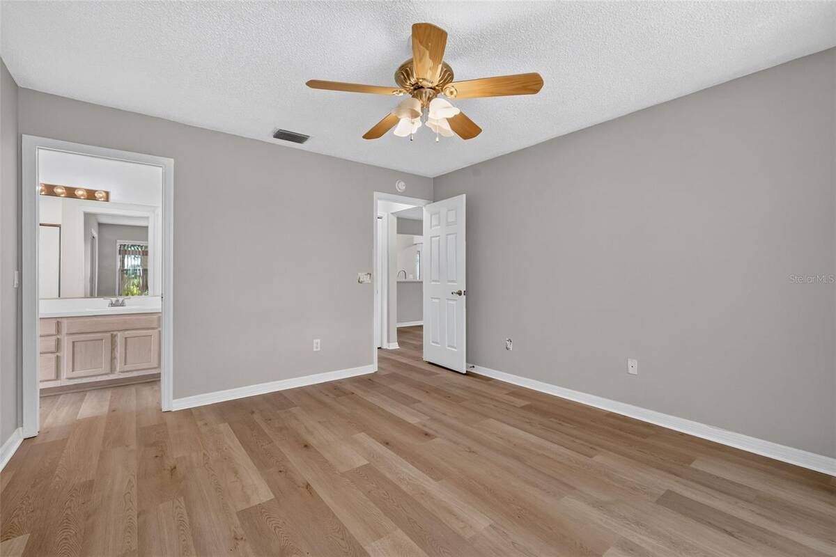 2129 Margarita Drive, The Villages, FL 32159