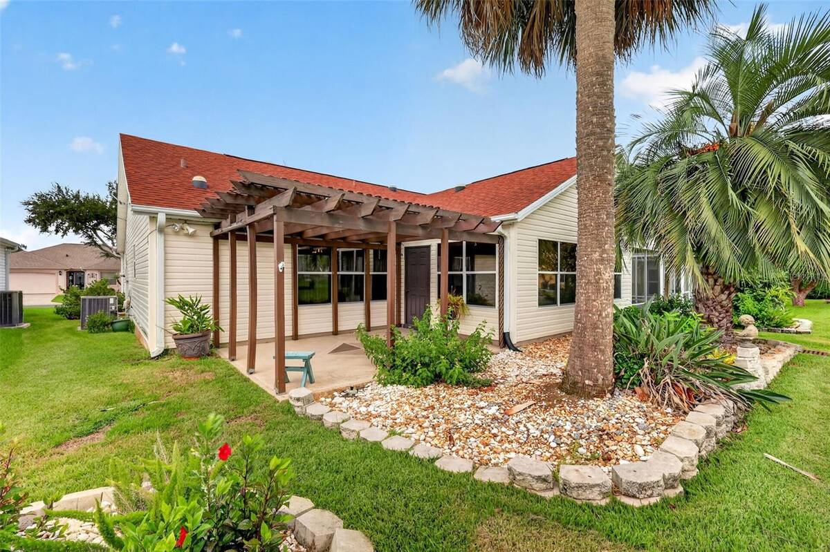 2129 Margarita Drive, The Villages, FL 32159