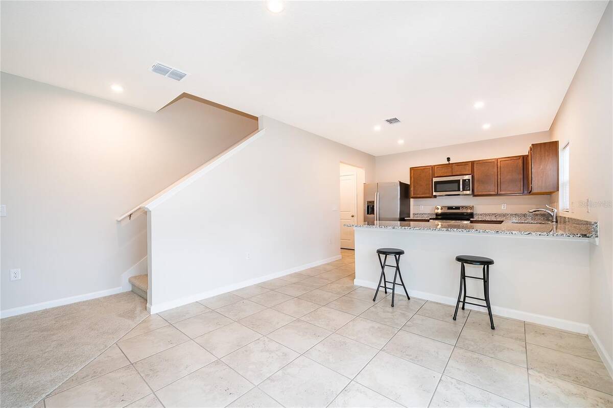 1221 Lexington Lane, Haines City, FL 33844