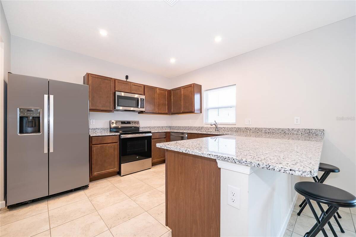 1221 Lexington Lane, Haines City, FL 33844