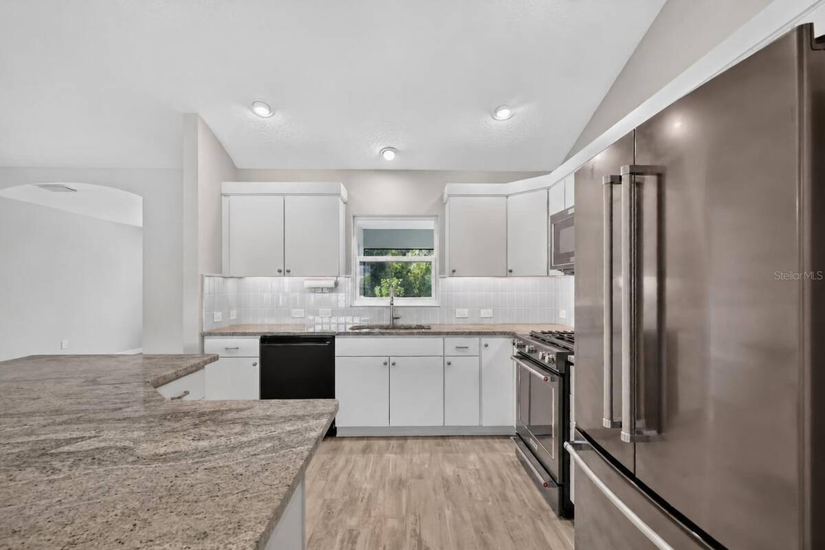 3254 Zipperer Way, The Villages, FL 32163