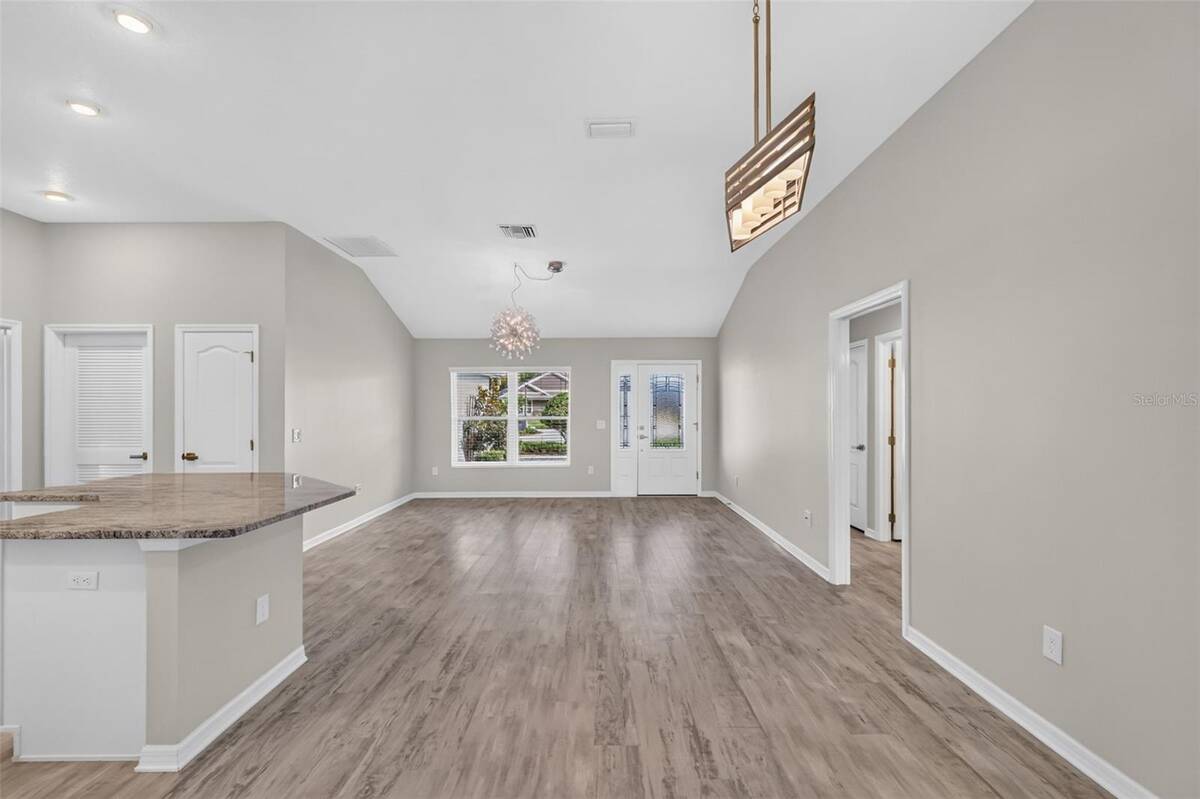 3254 Zipperer Way, The Villages, FL 32163