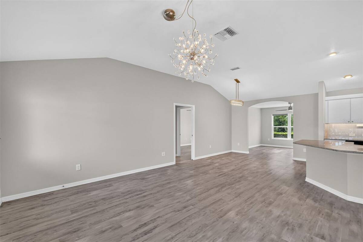 3254 Zipperer Way, The Villages, FL 32163