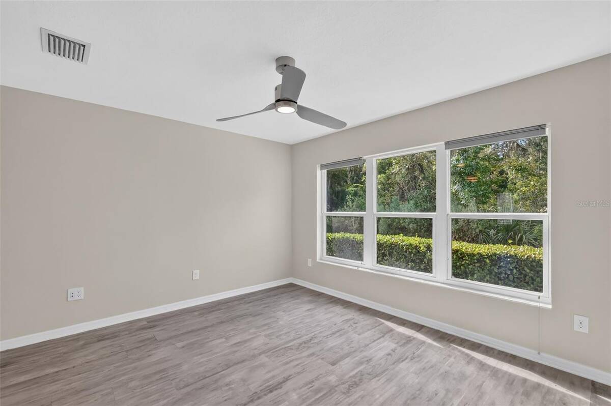 3254 Zipperer Way, The Villages, FL 32163