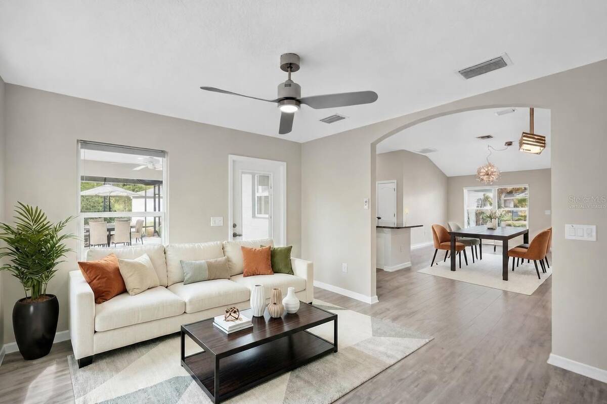 3254 Zipperer Way, The Villages, FL 32163