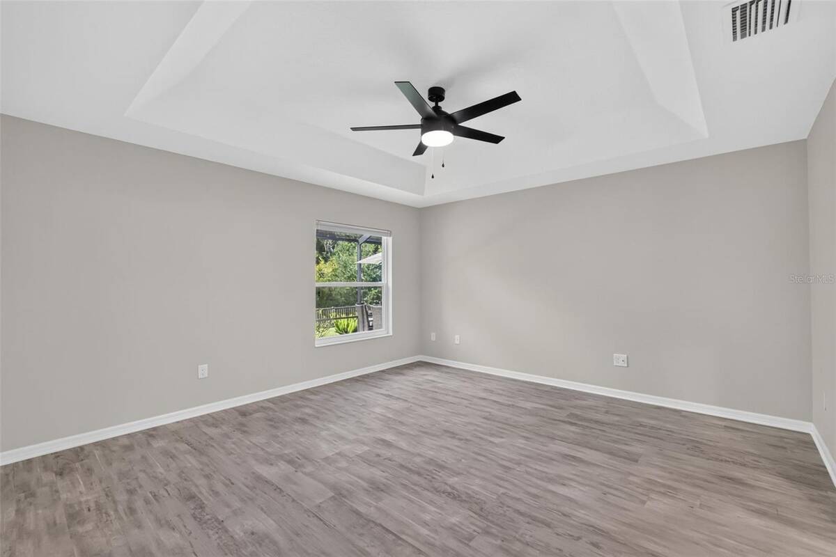 3254 Zipperer Way, The Villages, FL 32163