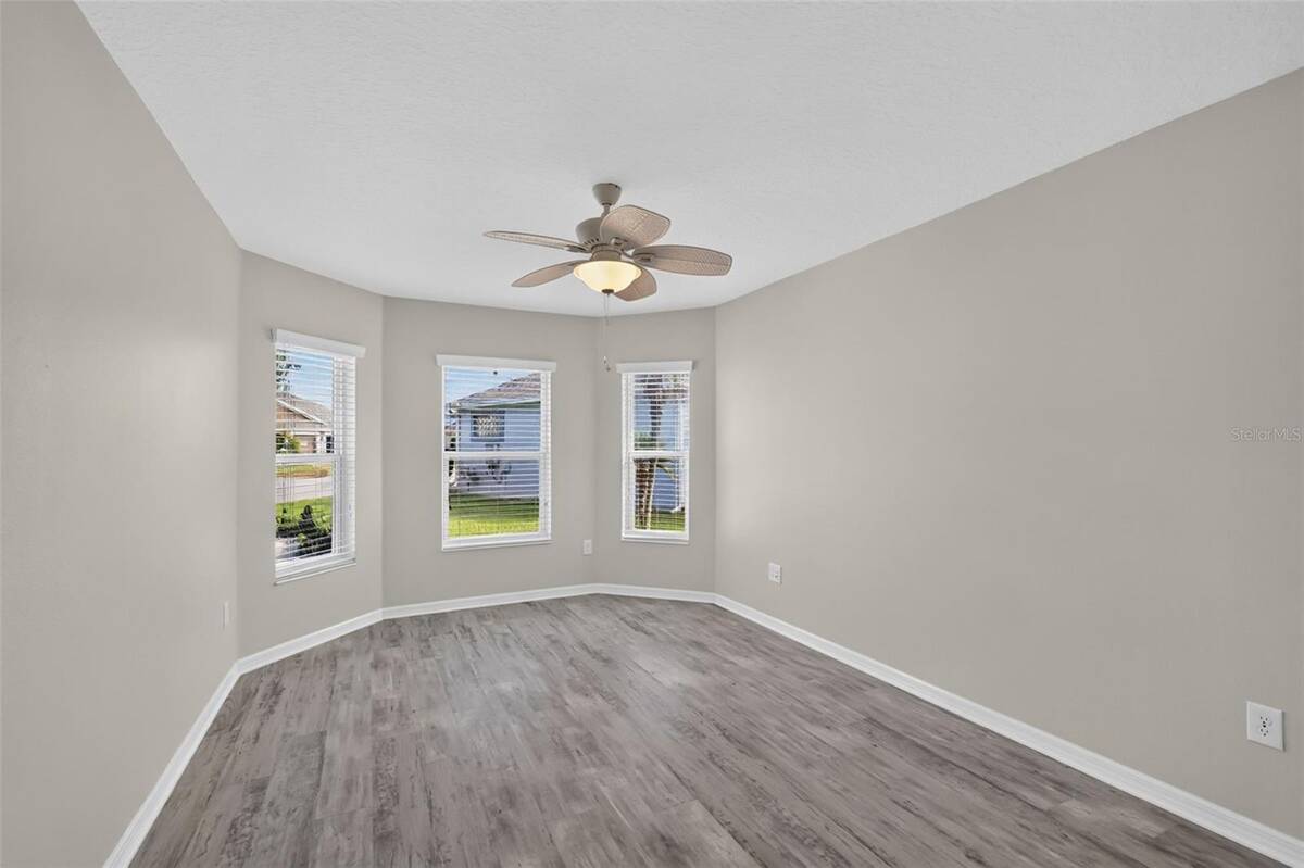 3254 Zipperer Way, The Villages, FL 32163