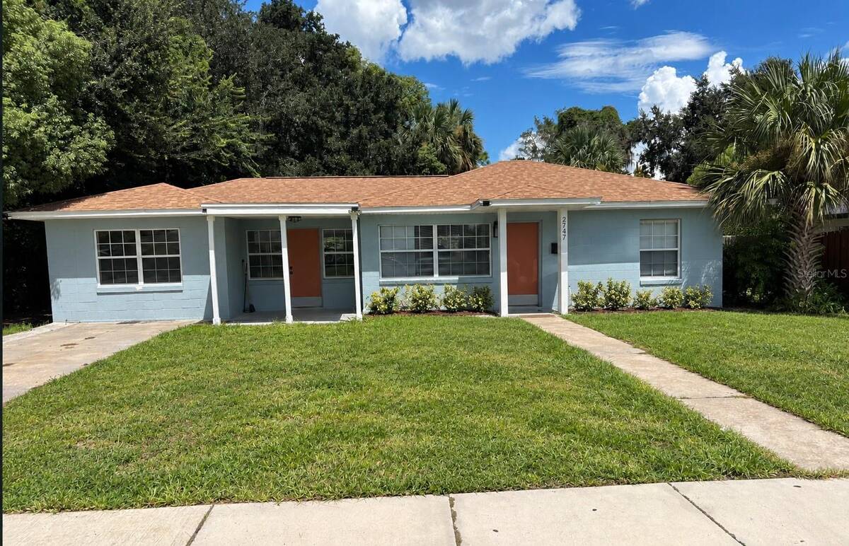 2747 Eastland Road, Mount Dora, FL 32757