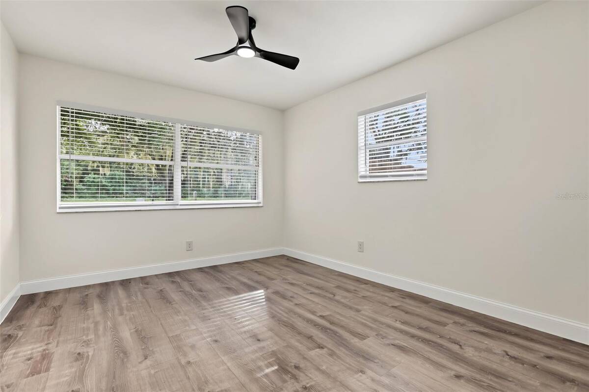 2070 Seminole Boulevard, Melbourne, FL 32904