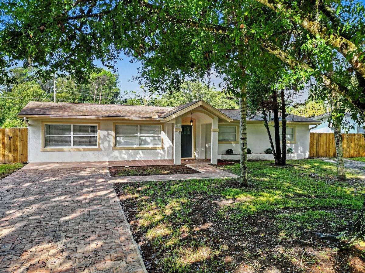 2070 Seminole Boulevard, Melbourne, FL 32904