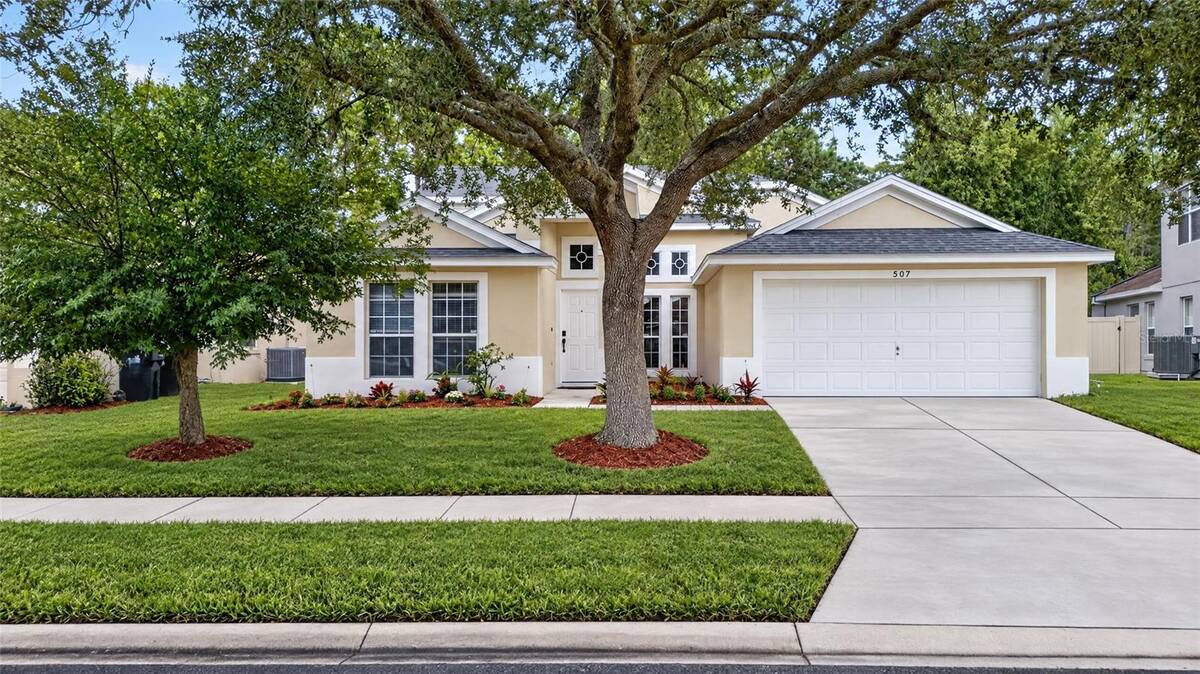507 Canary Island Court, Orlando, FL 32828