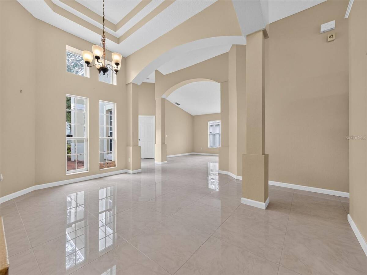 507 Canary Island Court, Orlando, FL 32828