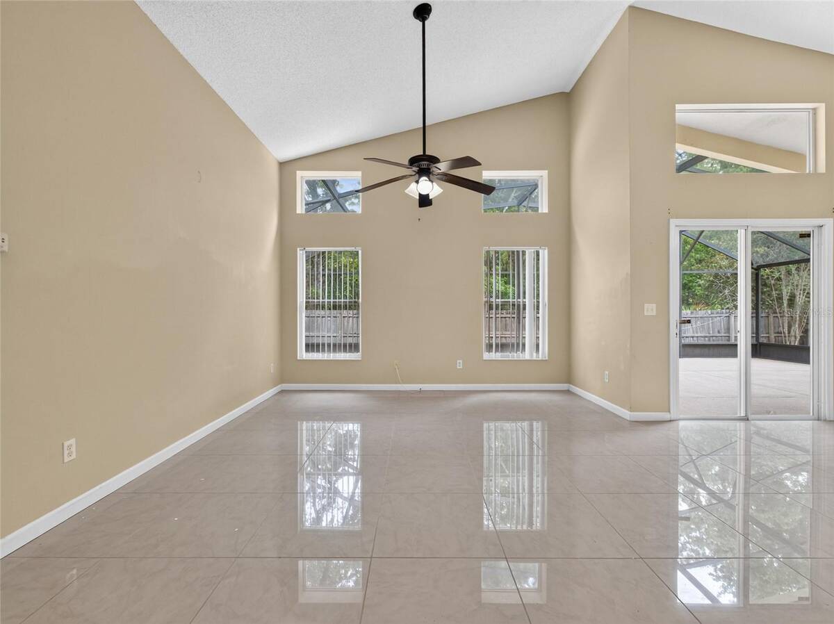 507 Canary Island Court, Orlando, FL 32828