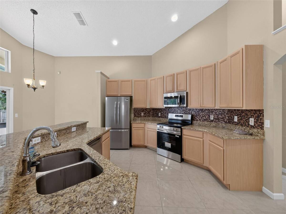 507 Canary Island Court, Orlando, FL 32828