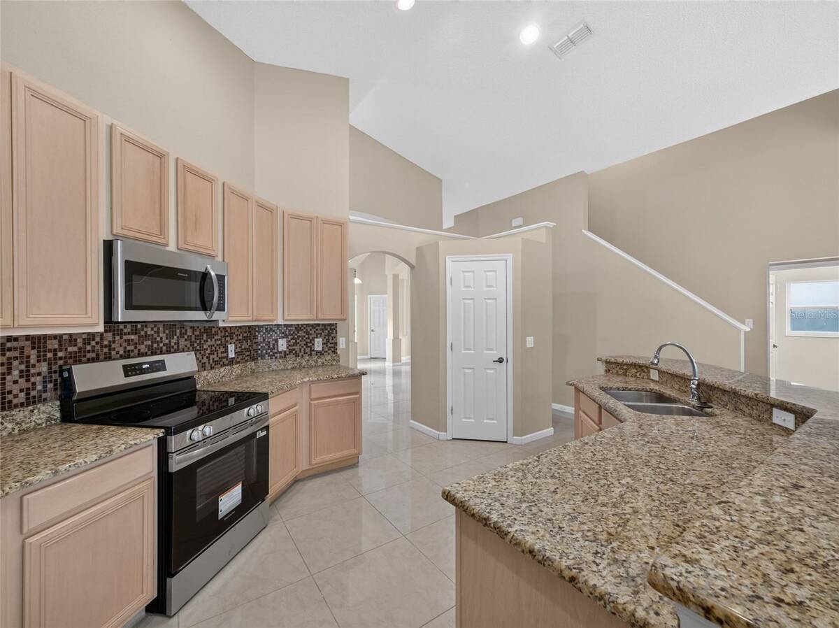 507 Canary Island Court, Orlando, FL 32828