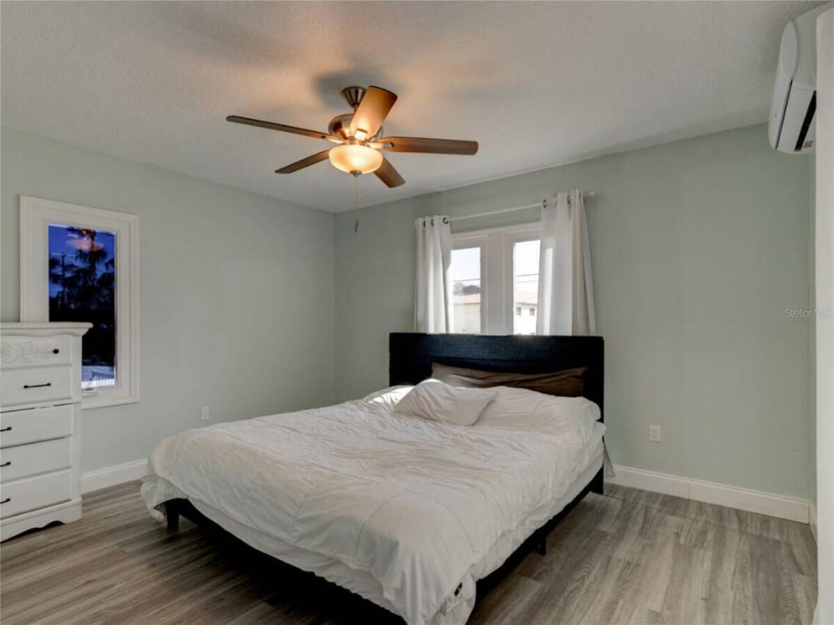 425 N Oleander Avenue, Daytona Beach, FL 32118