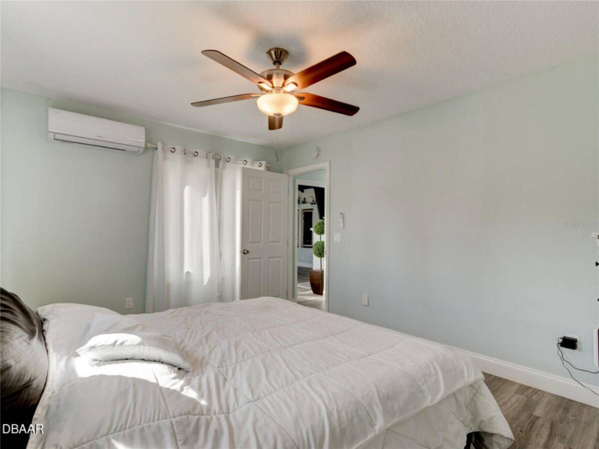 425 N Oleander Avenue, Daytona Beach, FL 32118