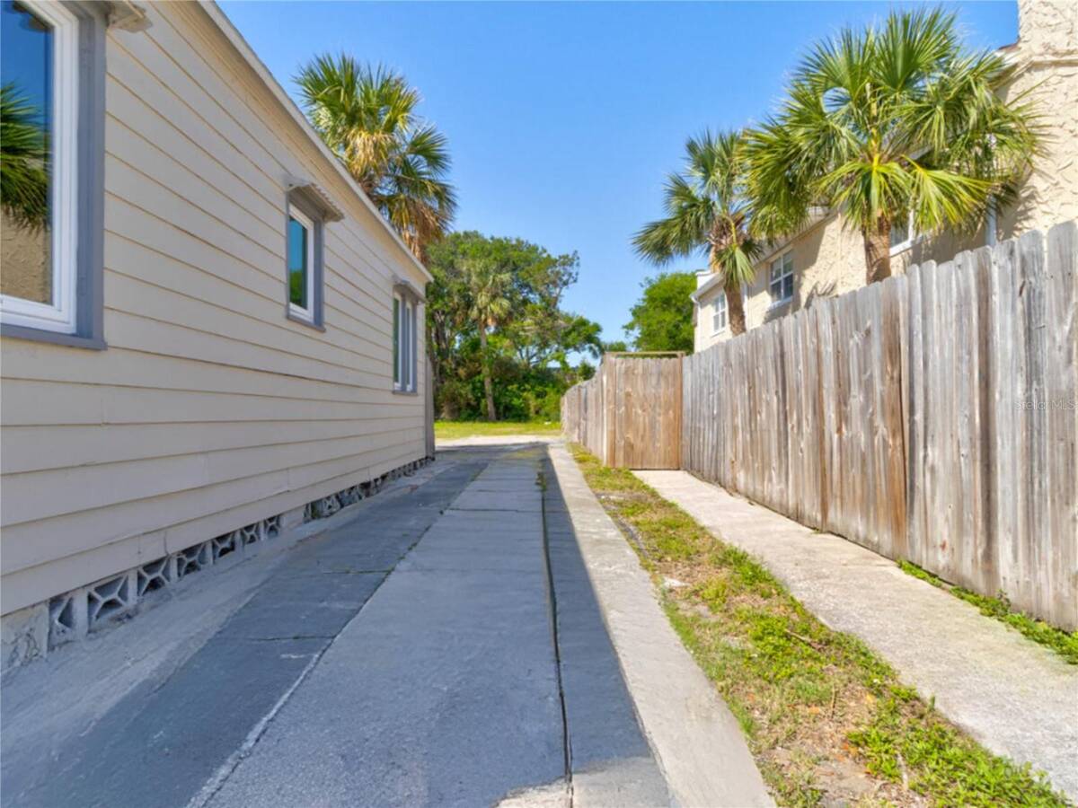 425 N Oleander Avenue, Daytona Beach, FL 32118