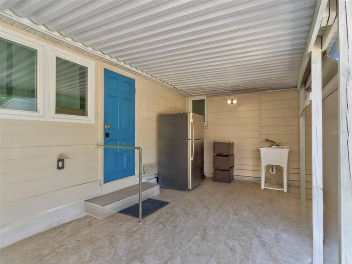 425 N Oleander Avenue, Daytona Beach, FL 32118