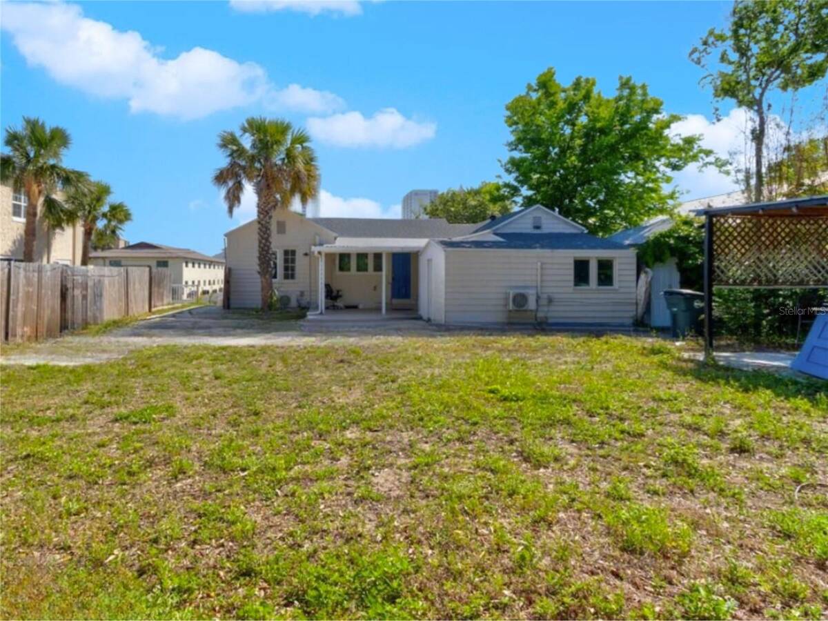 425 N Oleander Avenue, Daytona Beach, FL 32118