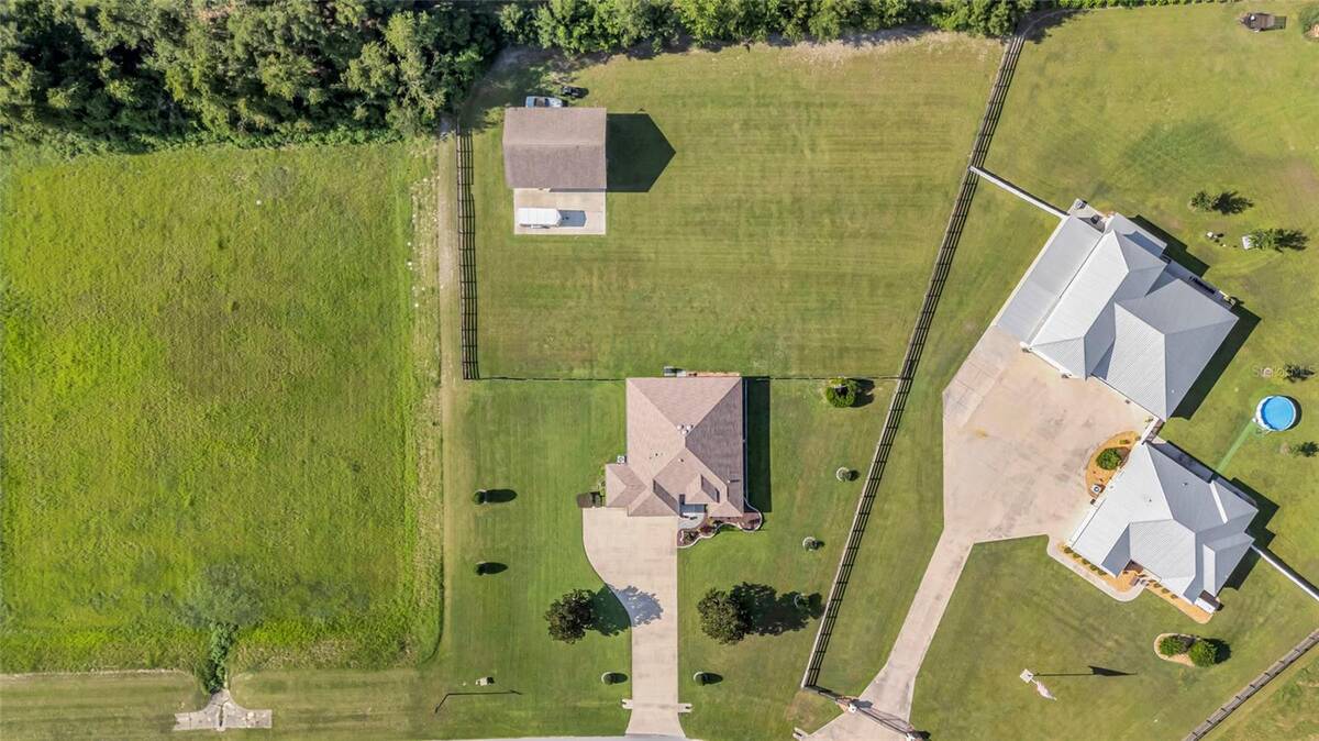 4190 County Road 121d, Wildwood, FL 34785