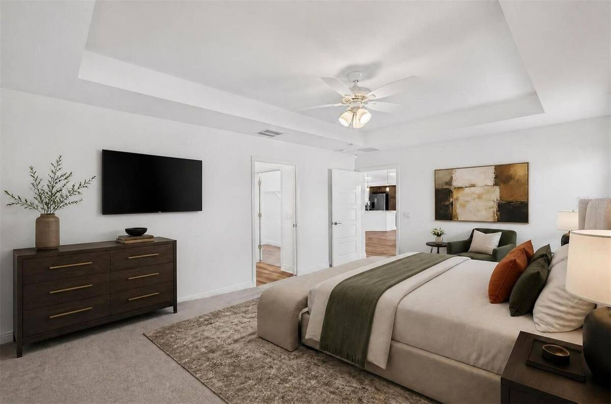 6996 Dwight Drive, The Villages, FL 34762