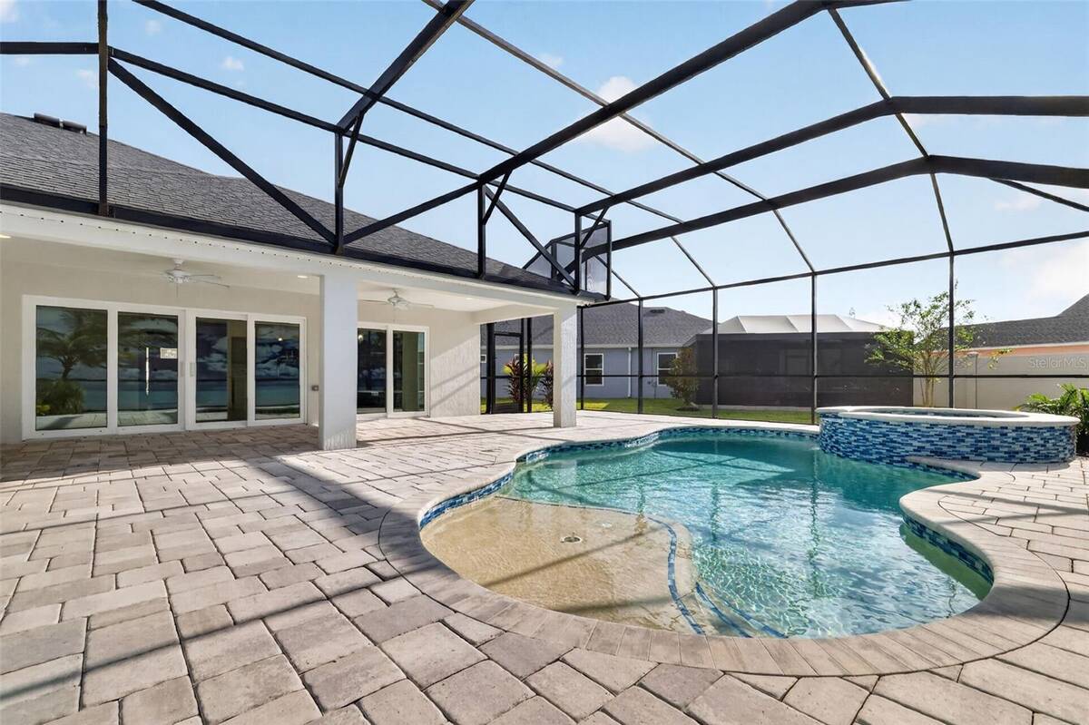 6996 Dwight Drive, The Villages, FL 34762