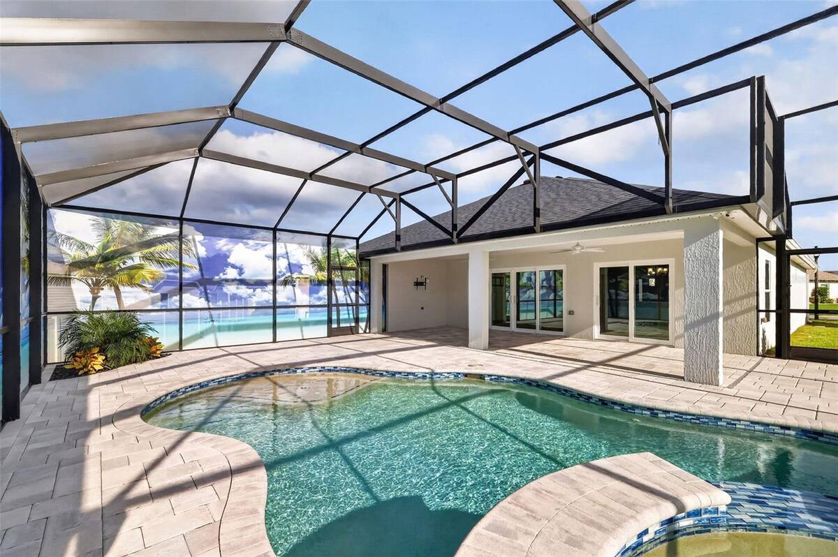 6996 Dwight Drive, The Villages, FL 34762