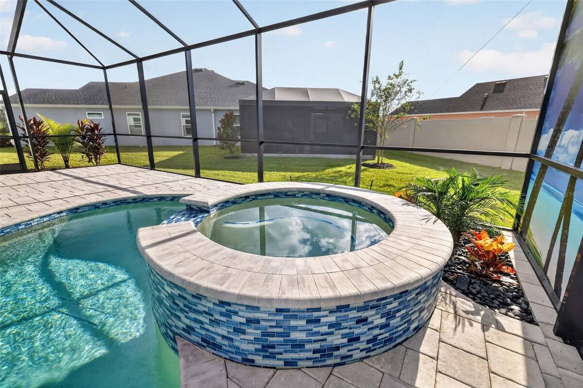 6996 Dwight Drive, The Villages, FL 34762