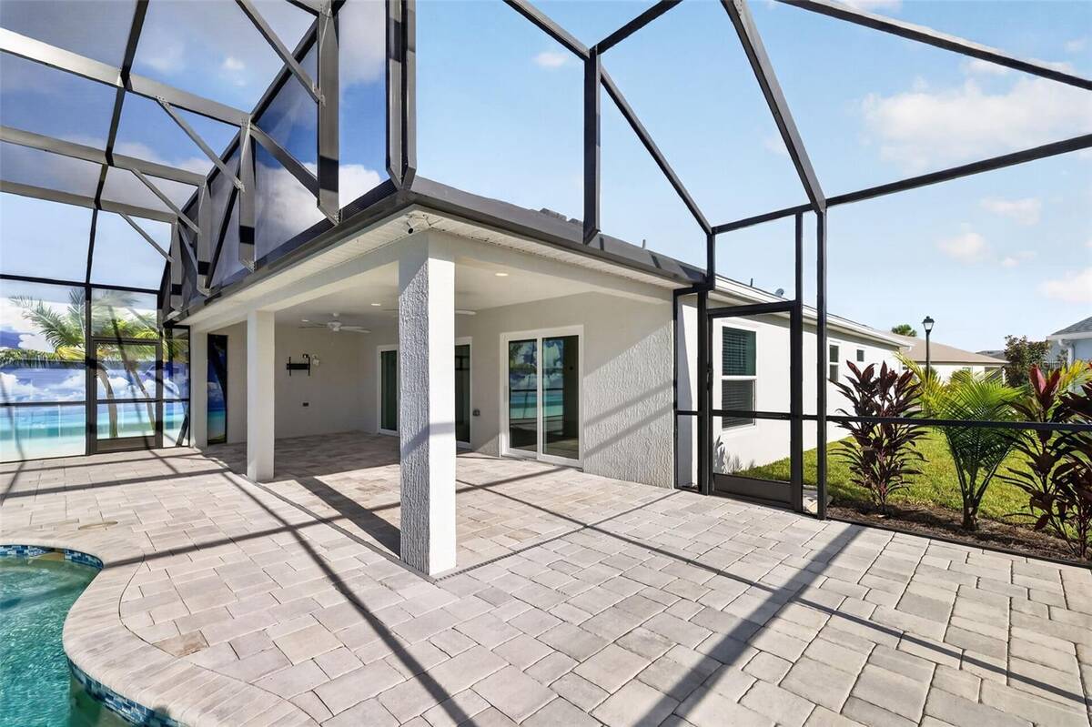 6996 Dwight Drive, The Villages, FL 34762