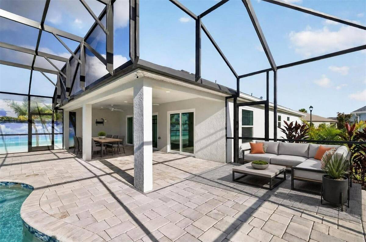 6996 Dwight Drive, The Villages, FL 34762