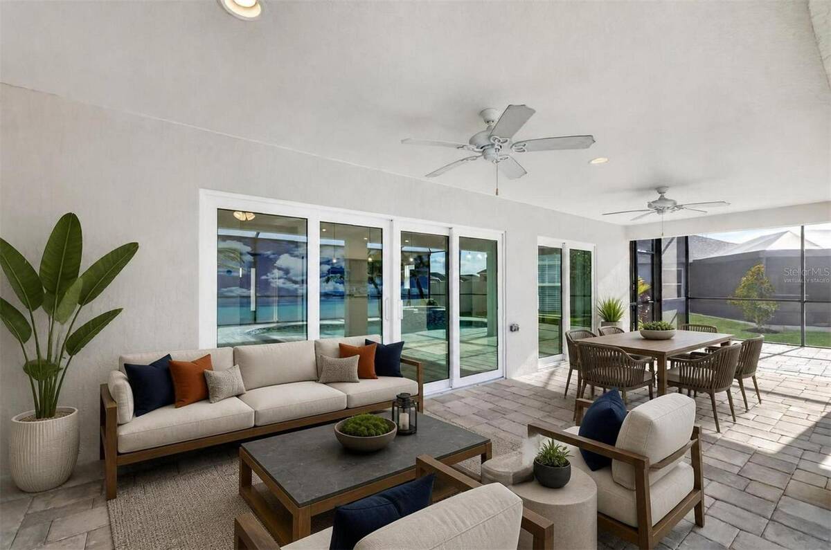 6996 Dwight Drive, The Villages, FL 34762