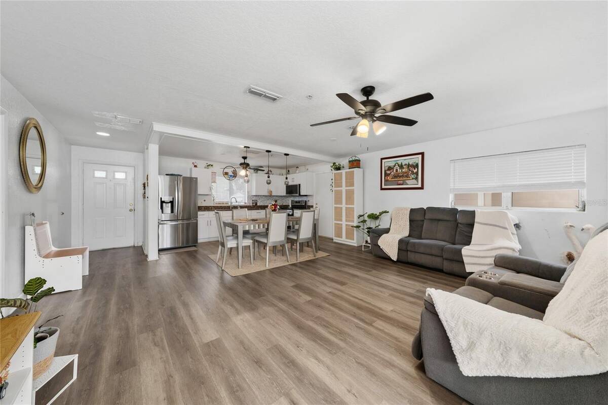 3144 Stella Maria Place, Orlando, FL 32827