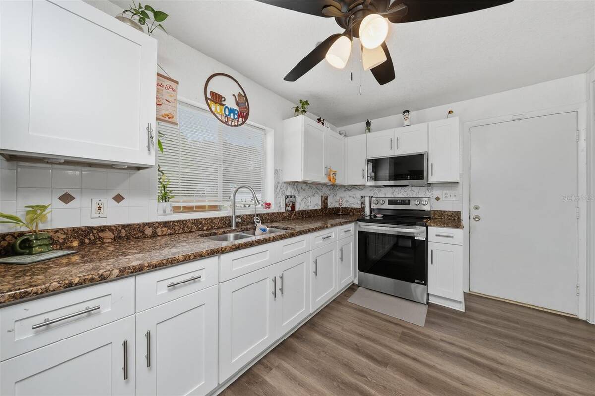 3144 Stella Maria Place, Orlando, FL 32827