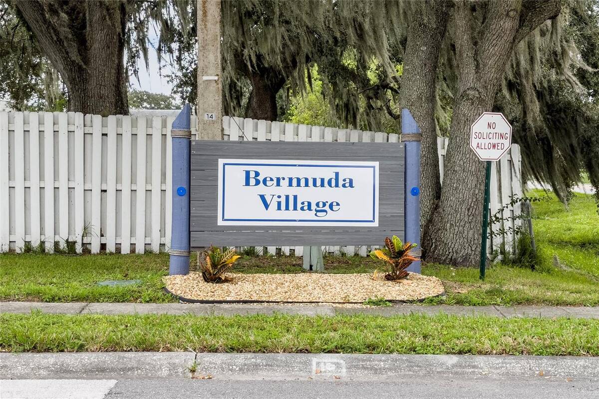 3144 Stella Maria Place, Orlando, FL 32827