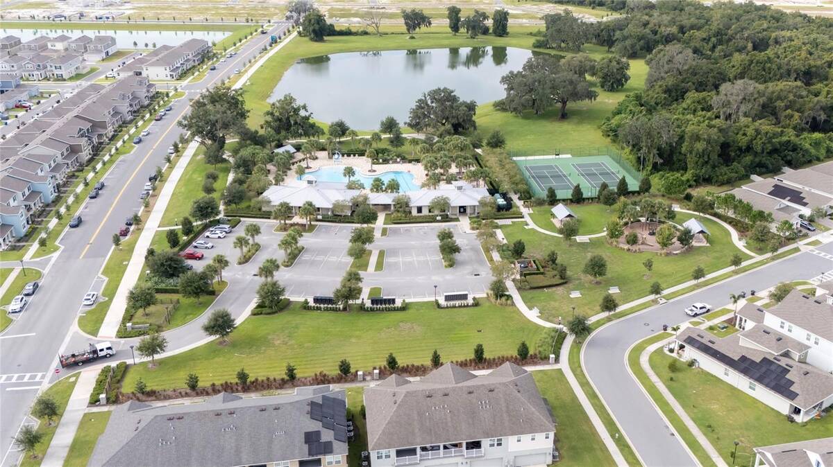 1733 Felicity Lane, Kissimmee, FL 34744