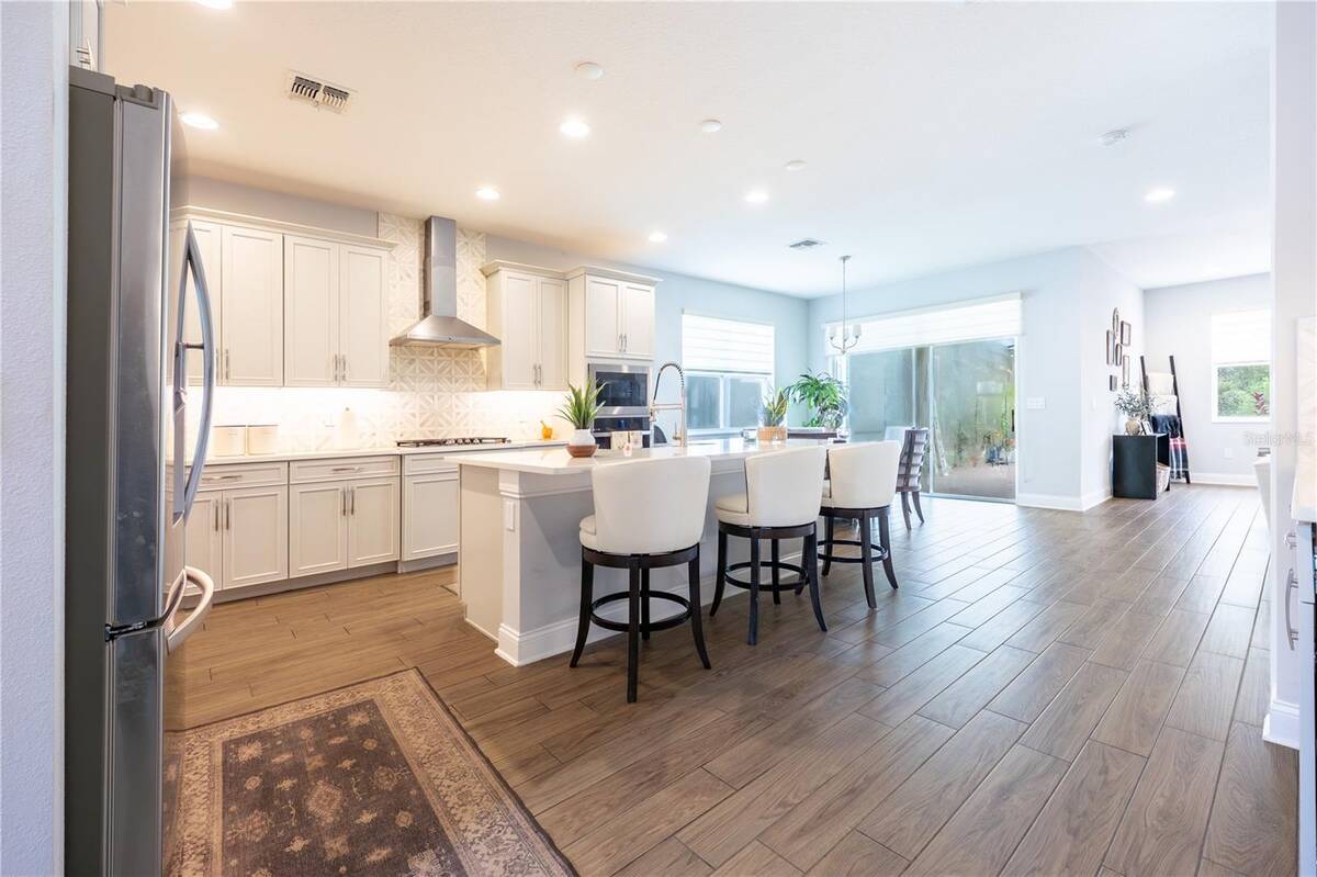 1316 Southern Sun Drive, Oakland, FL 34787