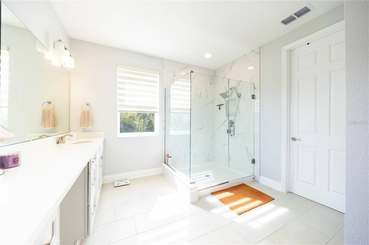 1316 Southern Sun Drive, Oakland, FL 34787