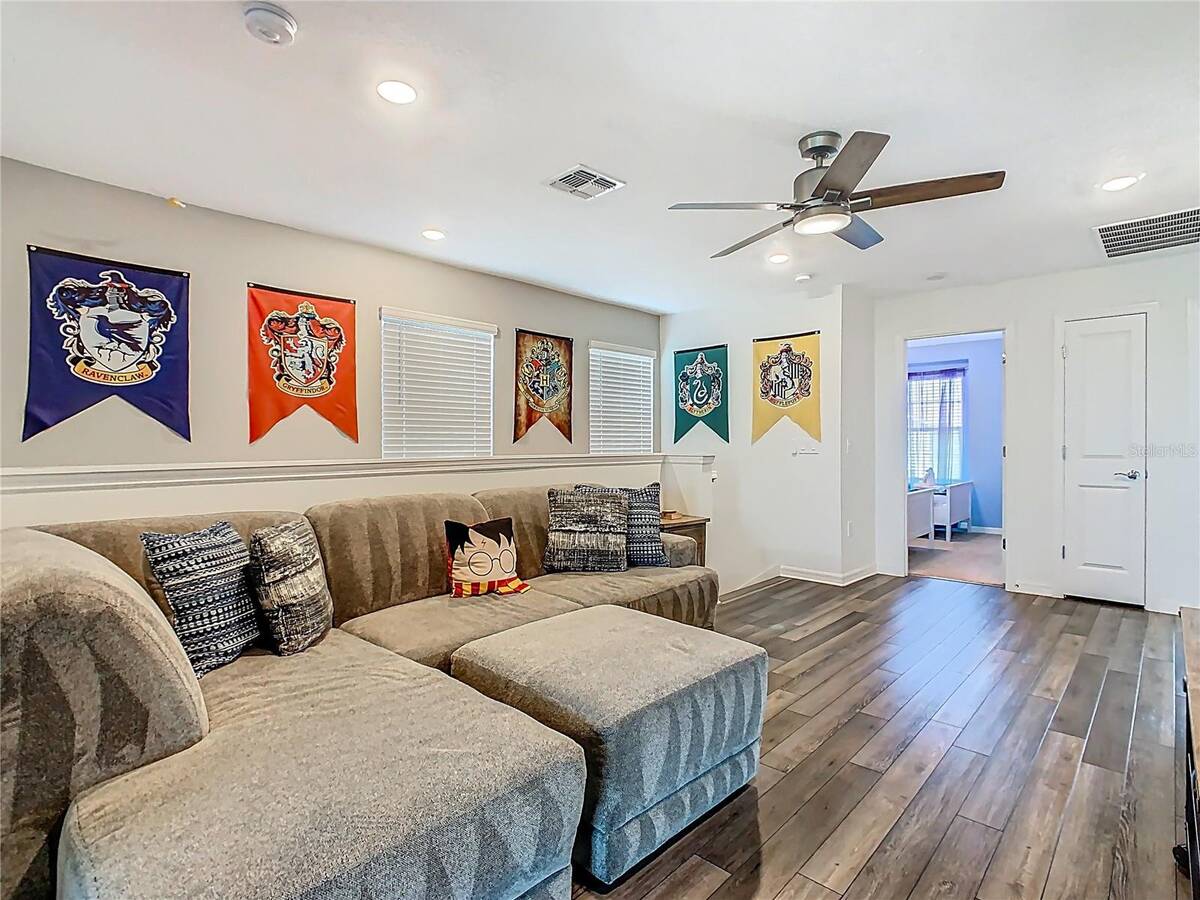 967 Paradise Drive, Davenport, FL 33897