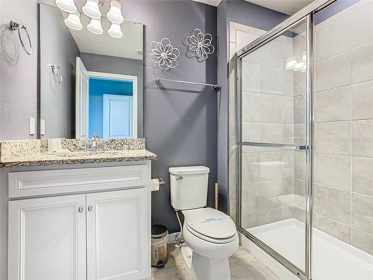 967 Paradise Drive, Davenport, FL 33897
