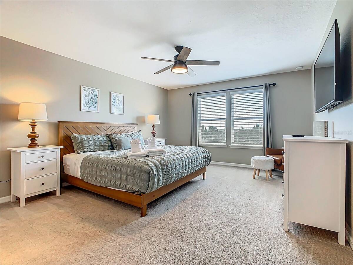 967 Paradise Drive, Davenport, FL 33897